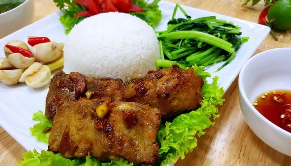 Cơm Thành Nam - Pháo Đài Láng