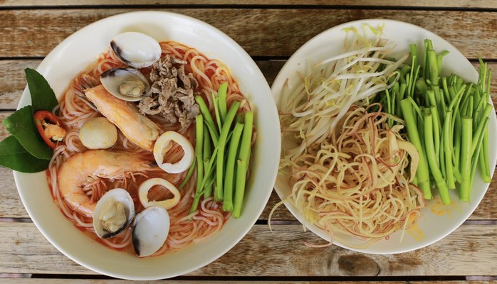 Bún Thái Phượng - Lý Chính Thắng