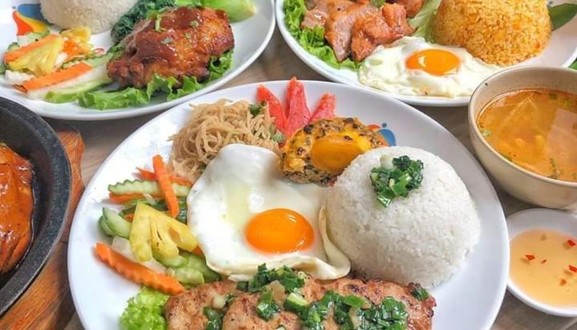 Quỳnh Như - Cơm Tấm Sài Gòn