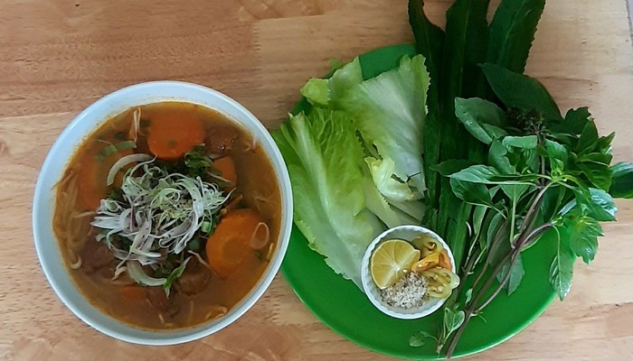 Tiệm Thư Phở Bò, Bò Kho - Bùi Thị Xuân