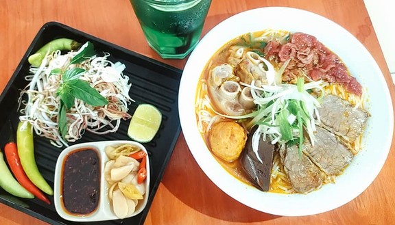 Thắm - Bún Bò Huế