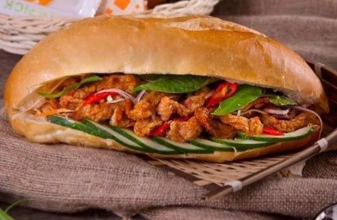 Bánh Mì Chả Cá Bé Út & Nước Cam Ép Nguyên Chất - Lê Duẩn