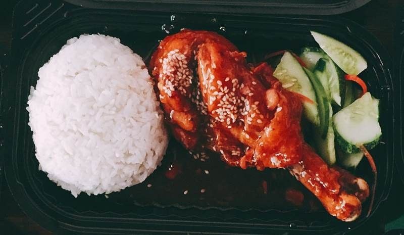 Mỏ Khoét Quán - Cơm Gà Sốt Cay Hàn Quốc - Ngô Gia Tự