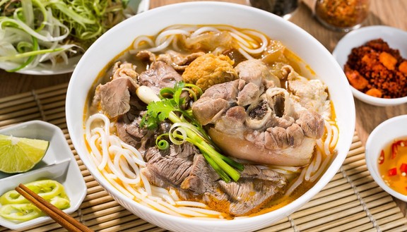 Bún Bò O Huệ - Chiến Lược