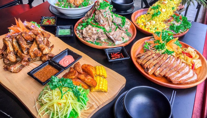 The 90's - Food & Beer