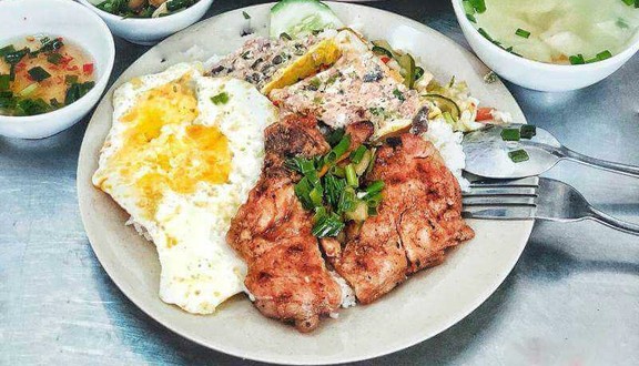 Cô Út Miền Tây - Cơm Tấm & Cơm Gà Xối Mỡ