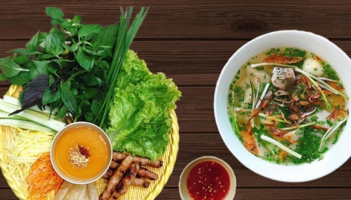 Má Rô Quán - Nem Nướng & Bún Chả Cá Nha Trang