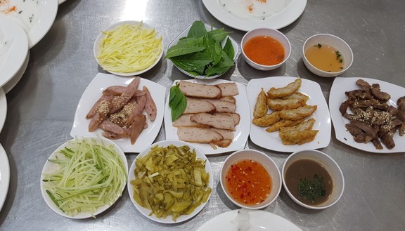 Bún Thịt Nướng & Cafe Kem Ban Mê