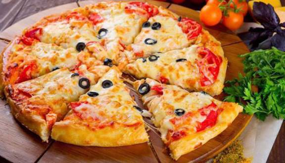 Pizza King - Kênh Nước Đen