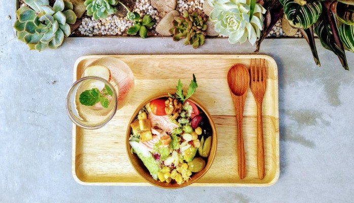 Well Green Healthy Food