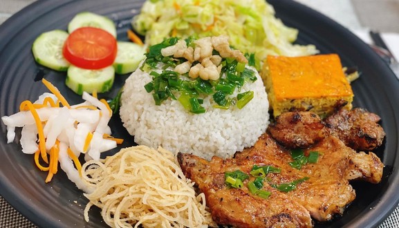 Cơm Tấm Wow - Hoàng Cầu