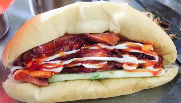 Bánh Mì Cô Hương - Phố Lụa