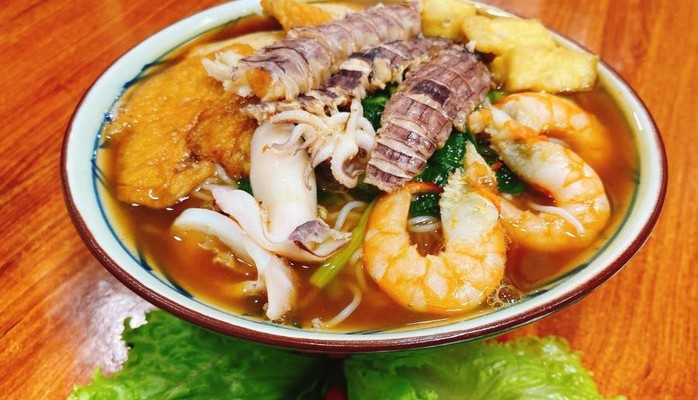 Vua Bún Hải Sản - Trần Khát Chân