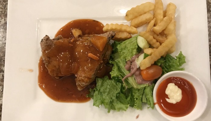 Vân - Food & Drink