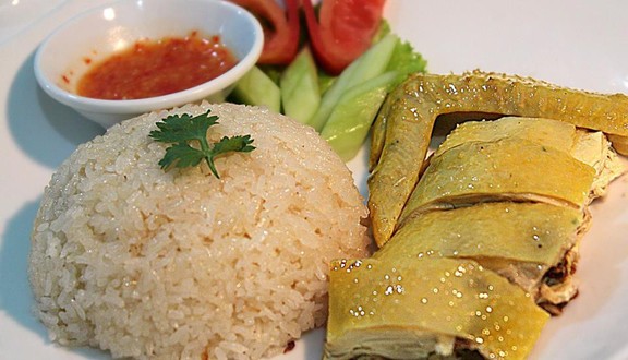 Cơm Ba Chị Em 126 - Tôn Thất Đạm