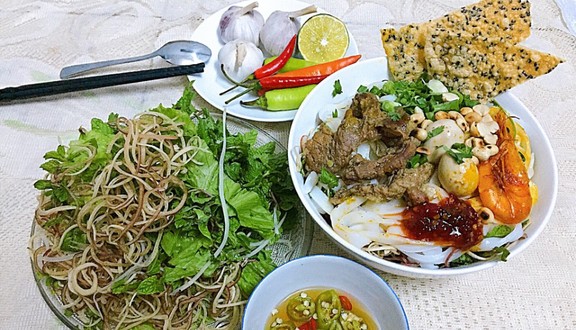 Bếp Bé Lan