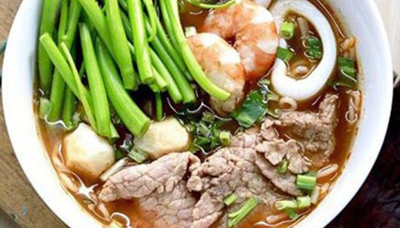 Tin Tin Quán - Bò Kho Bánh Mì & Ăn Vặt