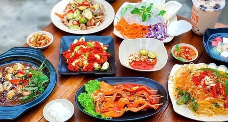 Tiệm Ăn 1999 - Gà Rán & Mì Cay 7 Cấp Độ