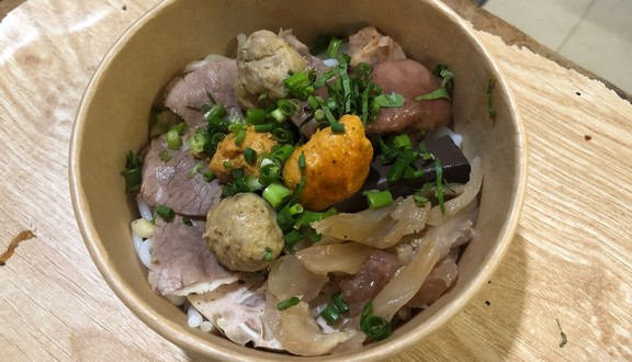 Bún Bò Huế Nam Minh - Mai Anh Tuấn