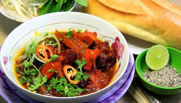 Bụi Quán - Bánh Mì Bò Kho & Ốp La