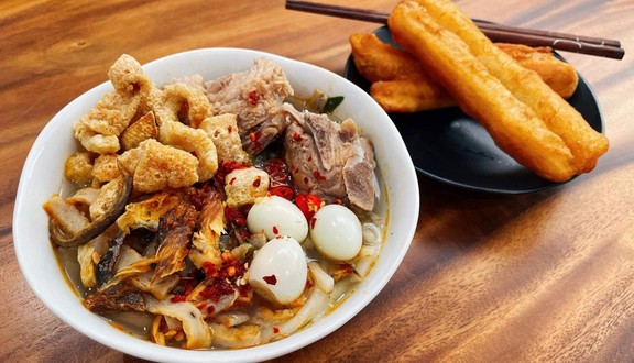 Bánh Canh Cá Nục Vy