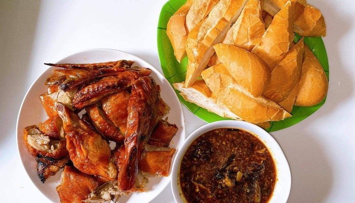 Lê Ký - Bánh Mì, Heo Quay & Vịt Quay - 329 Lê Đức Thọ