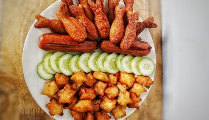 Yum Yum Street Food - Xiên Que & Ăn Vặt