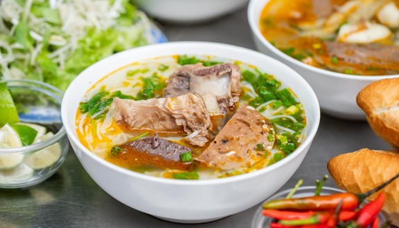 Bún Bò - Sườn Bò Thập Cẩm