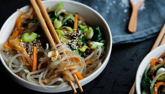 Japchae - Miến Trộn Hàn Quốc