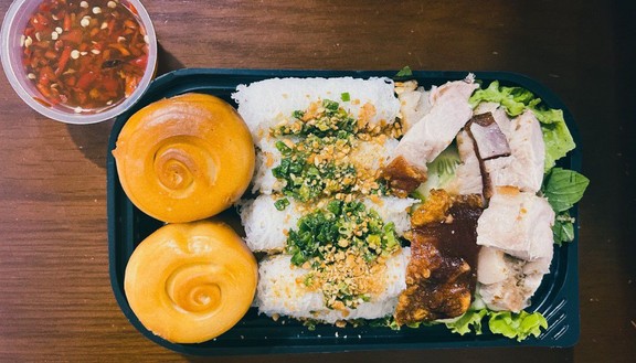 Bánh Hỏi Dì Sáu