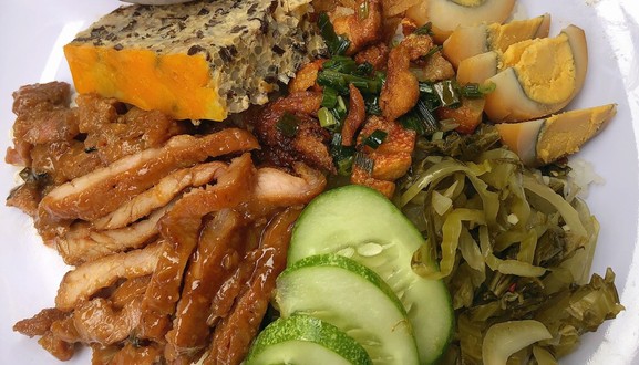 Bóng - Cơm Tấm Long Xuyên