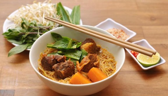 Hủ Tiếu Bò Kho Gia Hân