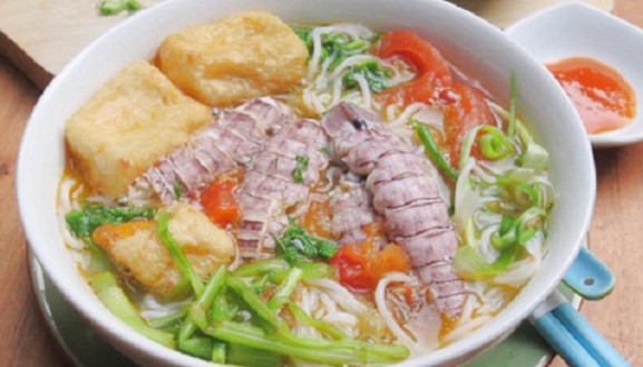 Cô Thanh - Bún Riêu Bề Bề - Bánh Đa Cá