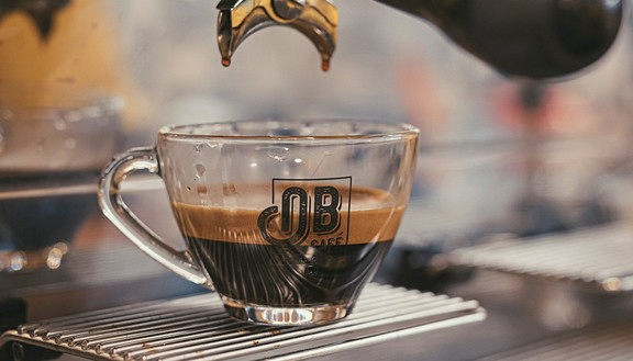 Cà Phê Ông Bầu - Lê Trọng Tấn