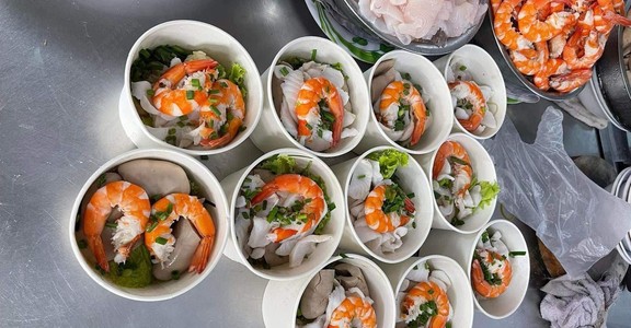 Hủ Tiếu Chú Sè Q4
