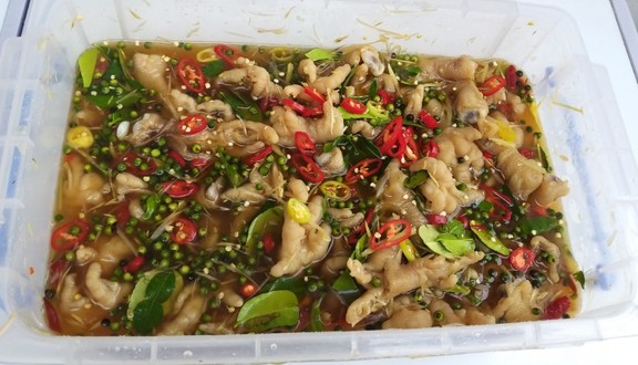 Bếp Nhà Cốm - Chân Gà Sả Ớt