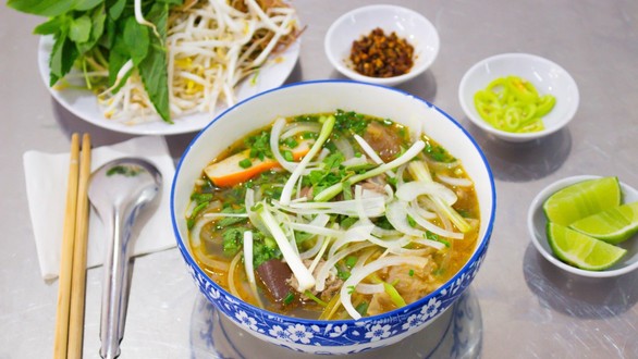 Bún Bò Mèo