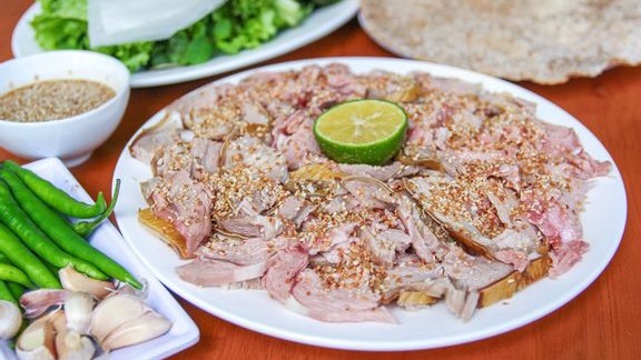 Quân Bê Thui Nóng