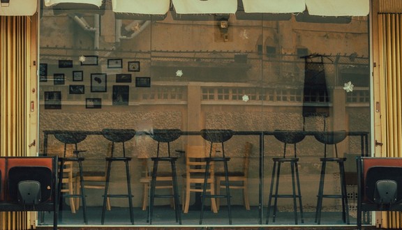 The Barrett's Home - Coffee & Tea