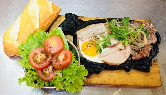 Lâm Tỷ - Bò Bít Tết, Nui Xào Bò & Bánh Mì Chảo