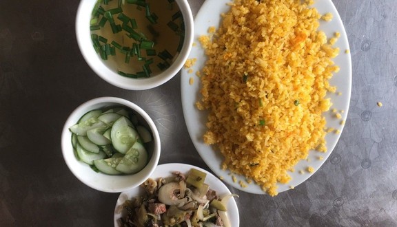 Cô Hân - Phở Bò & Cơm Rang - Lĩnh Nam