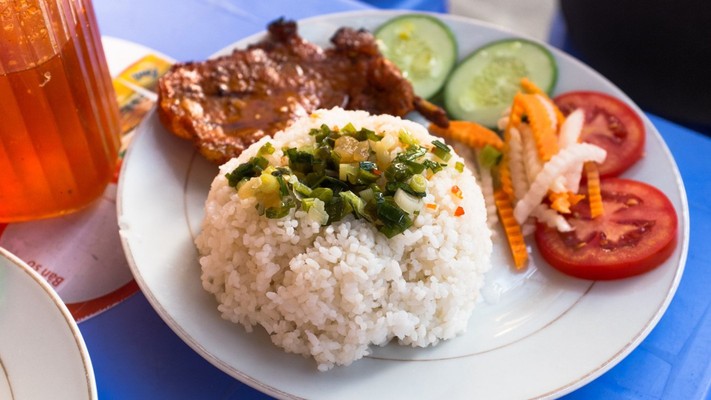Cơm Tấm Bà 8