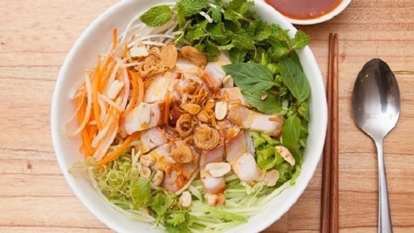 Trâm Trần - Bún Mắm & Nước Mía