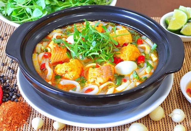 A Cay - Bánh Canh Cá Lóc - Đường 518