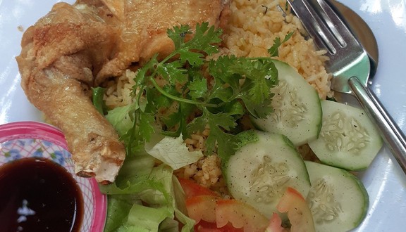 Quán Ăn Tùng Ký - Cơm Chiên, Hủ Tiếu & Mì Xào Giòn