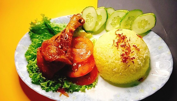 Cơm Gà Ngon Chuẩn Vị - Đường Số 5