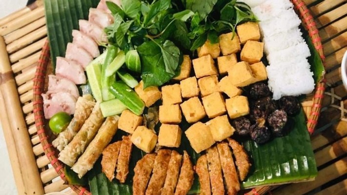 Cô Hồng - Bún Đậu Mẹt