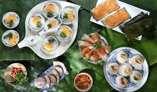 Bánh Huế Bôn Và Trang
