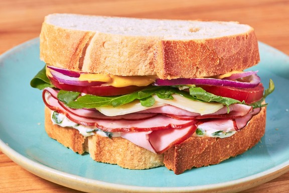Bánh Mì 100% - Đường Số 1