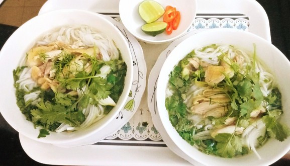 Bếp Nhà Lâm - Phở Gà & Ăn Vặt